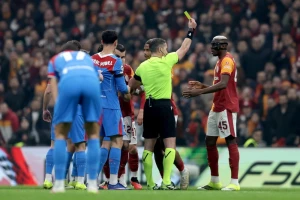 "Prštalo" je u Istanbulu, remi Galate i Atletika koji nikom ne odgovara